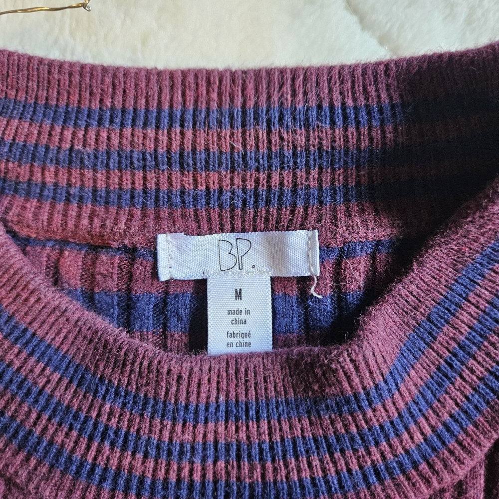 Maroon Striped Cropped Top - Picture 2 of 5